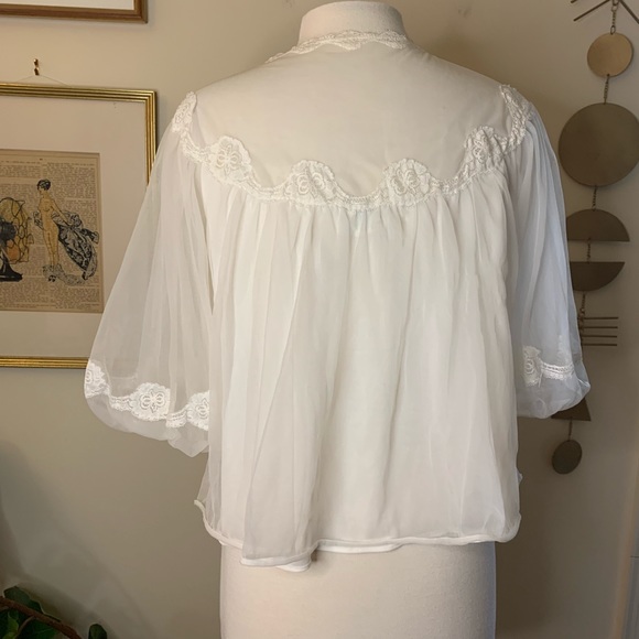 Vintage sheer Lacey cropped lingerie top - Picture 5 of 8
